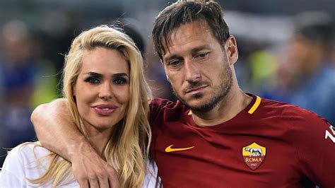 totti wife.